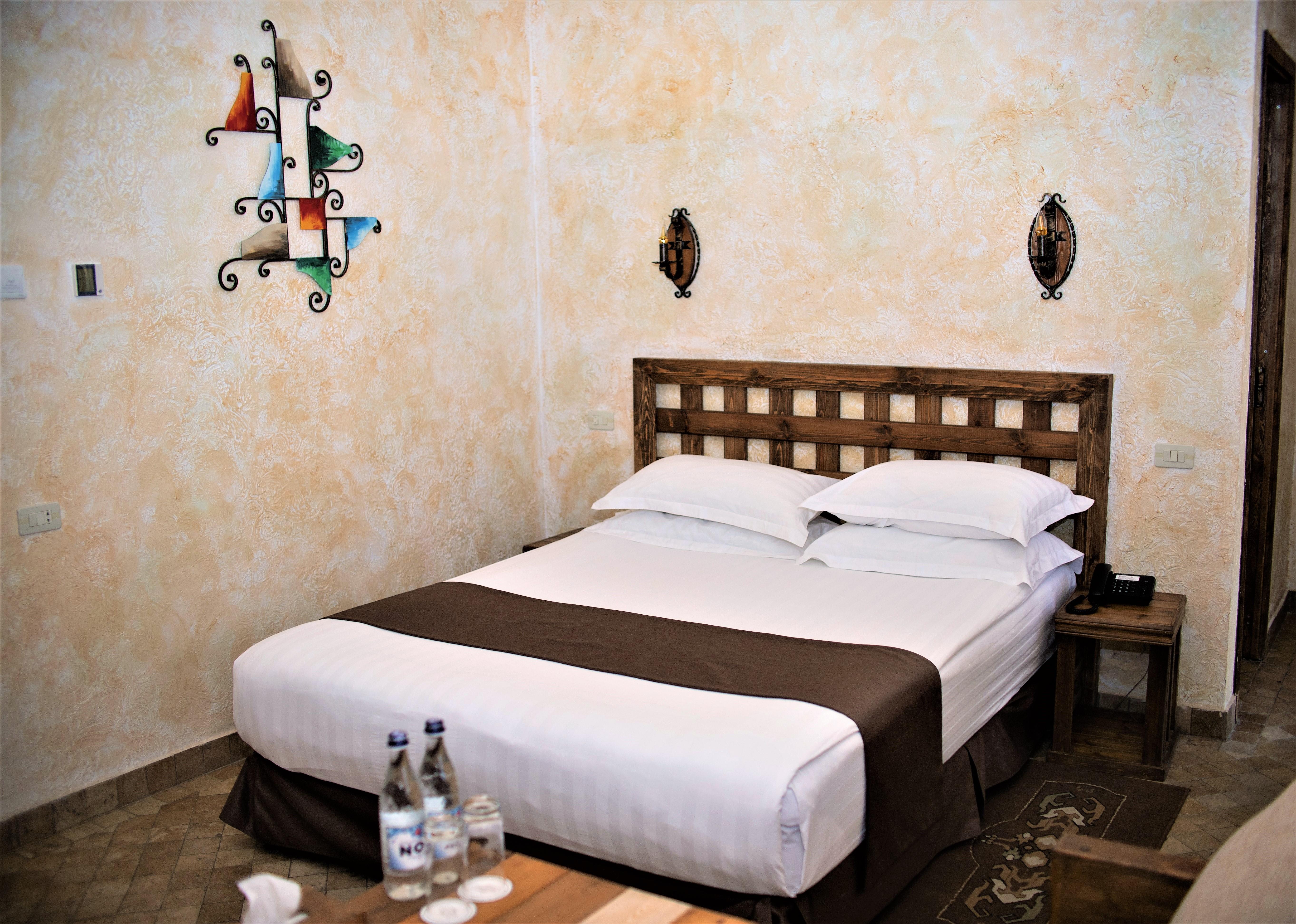 Caucasus Hotel Kasagh Exteriér fotografie A bedroom