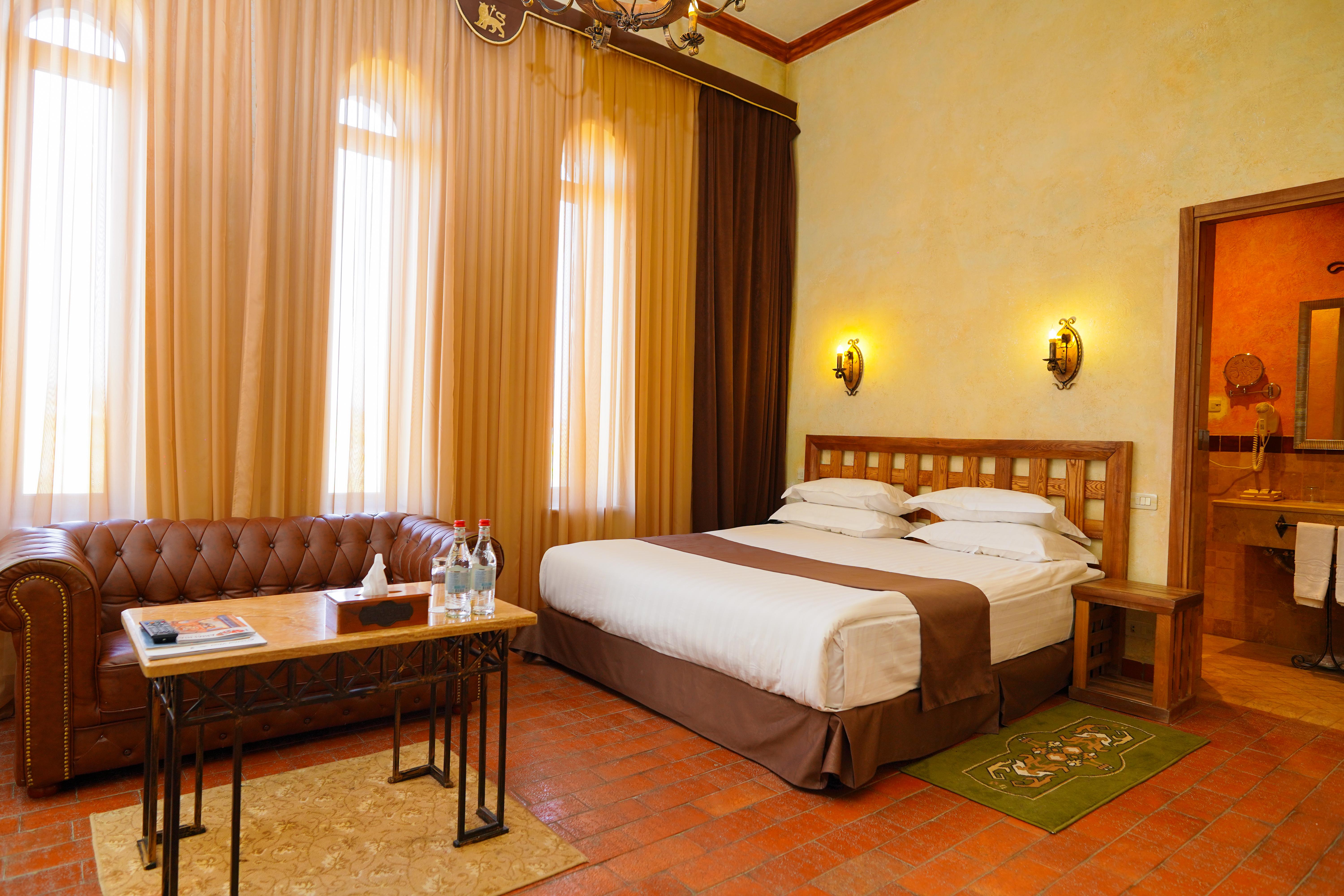 Caucasus Hotel Kasagh Exteriér fotografie A room at the hotel
