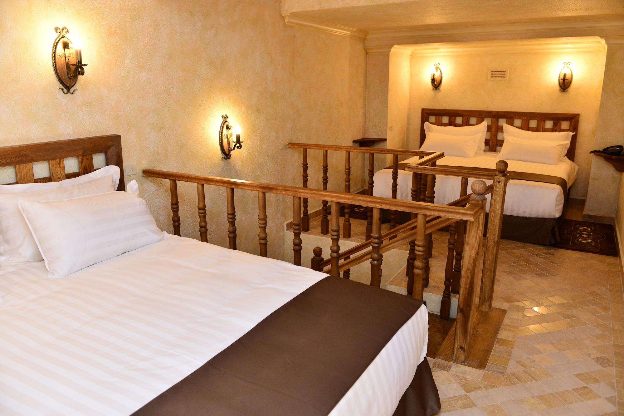 Caucasus Hotel Kasagh Exteriér fotografie Family room